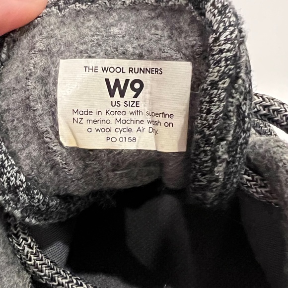 Allbirds The Wool Runners | Women's Size 9 | Grey Color - Picture 13 of 13